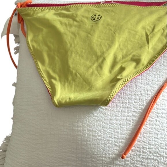 New ColorBlock Reversible Bikini Bottom - Size L | Maui & Sons Side-Tie Hipster - Picture 5 of 14
